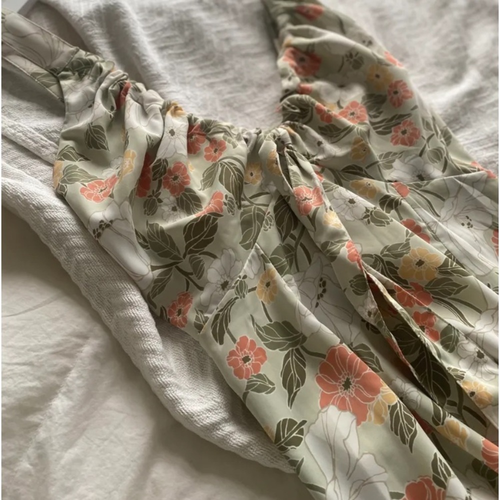 Abercrombie and Fitch Floral Midi Dresss